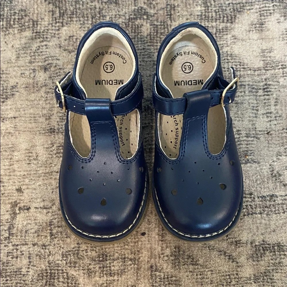 Footmates Harper 7201 Navy Mary Jane Girl shoes Size 6.5 Leather